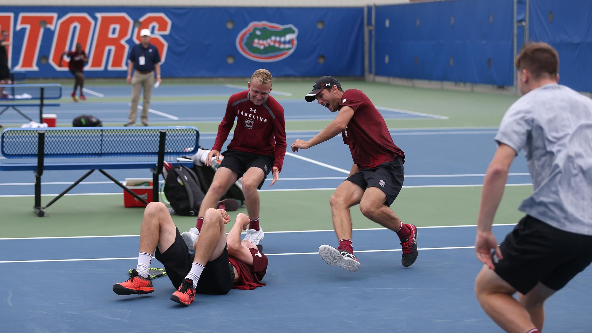 Gamecocks Upset 11th-ranked Texas A&M, Advance to Semifinal Match