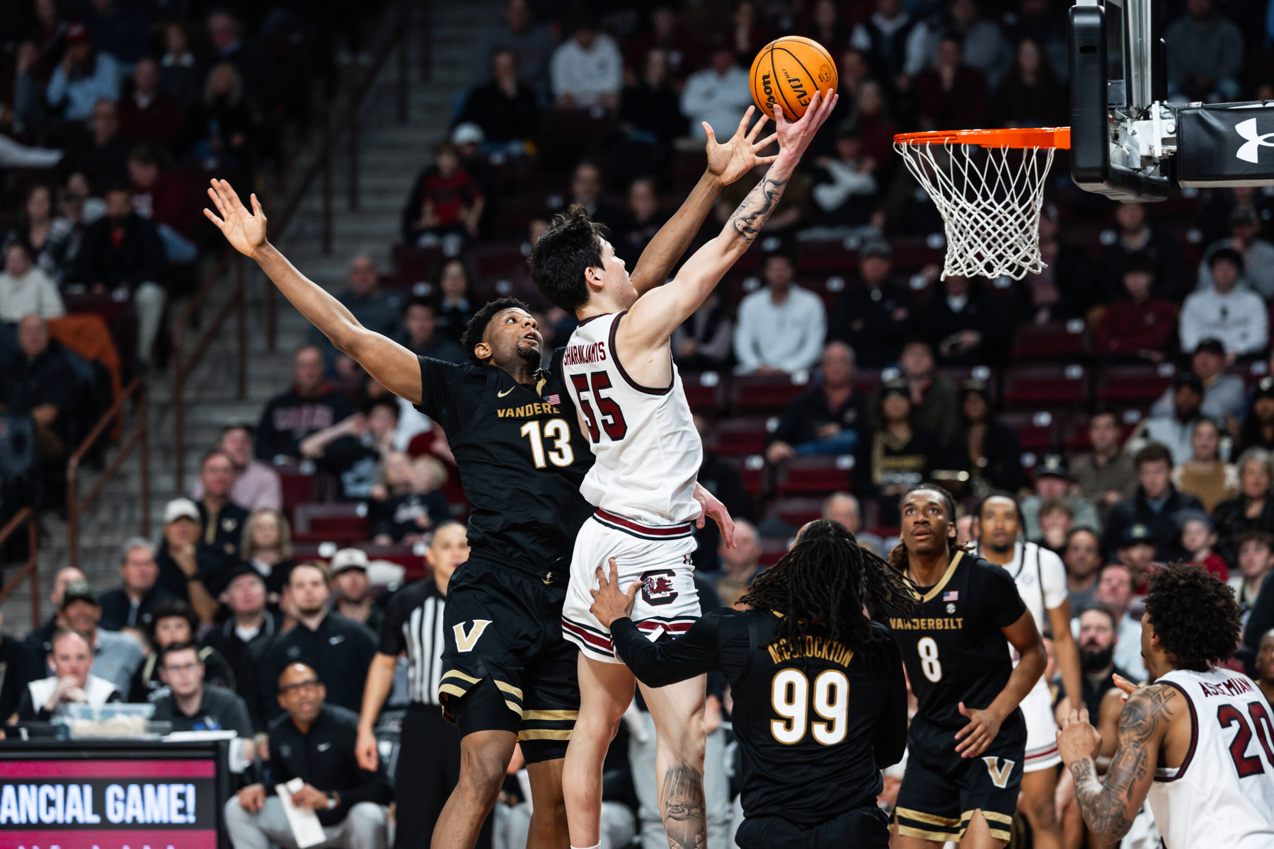 South Carolina Faces LSU Tuesday in SEC Road Opener