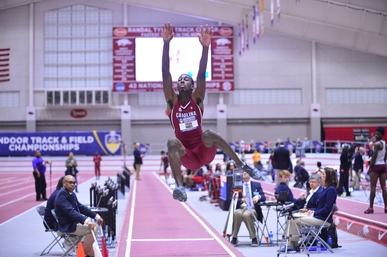 Tyler Jones in action at the SEC Championships | Feb. 22-23 | Photo by Gunnar Rathbun