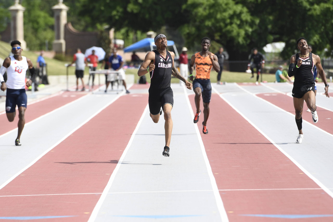 Quincy Hall in action at the 2019 Gamecock Invitational | April 13, 2019 | Photo by Allen Sharpe