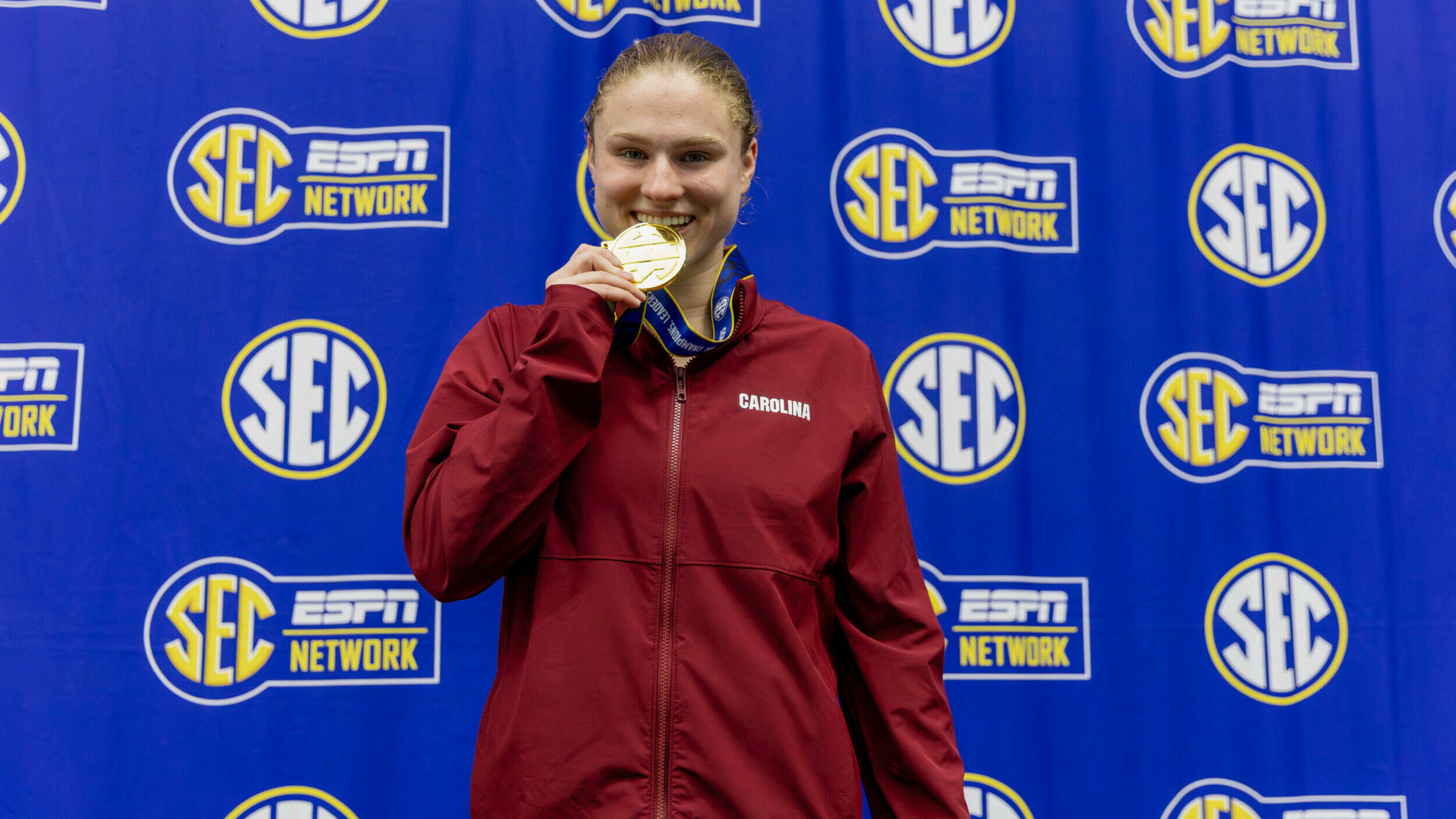 Verzyl Claims SEC Title in 1-Meter Dive, Gamecocks Wrap Up Day Two
