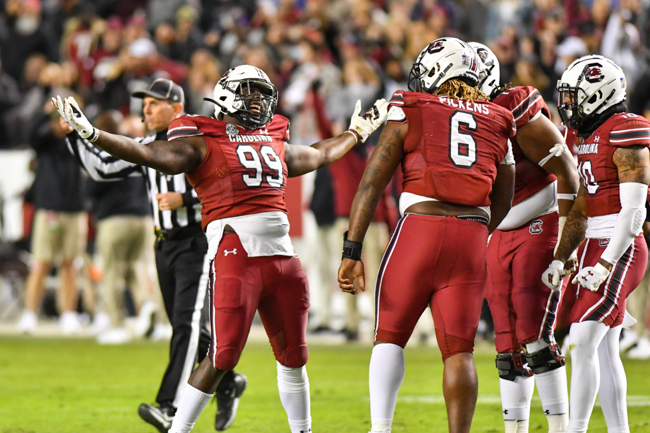 Football vs. Florida (Nov. 6, 2021)