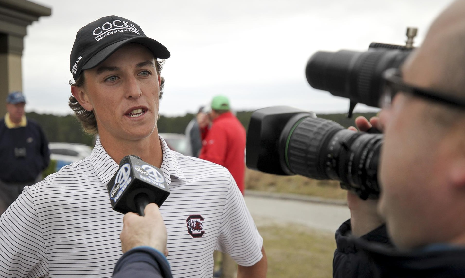 Wilson Tied for Lead After Round One at Bulls Bay