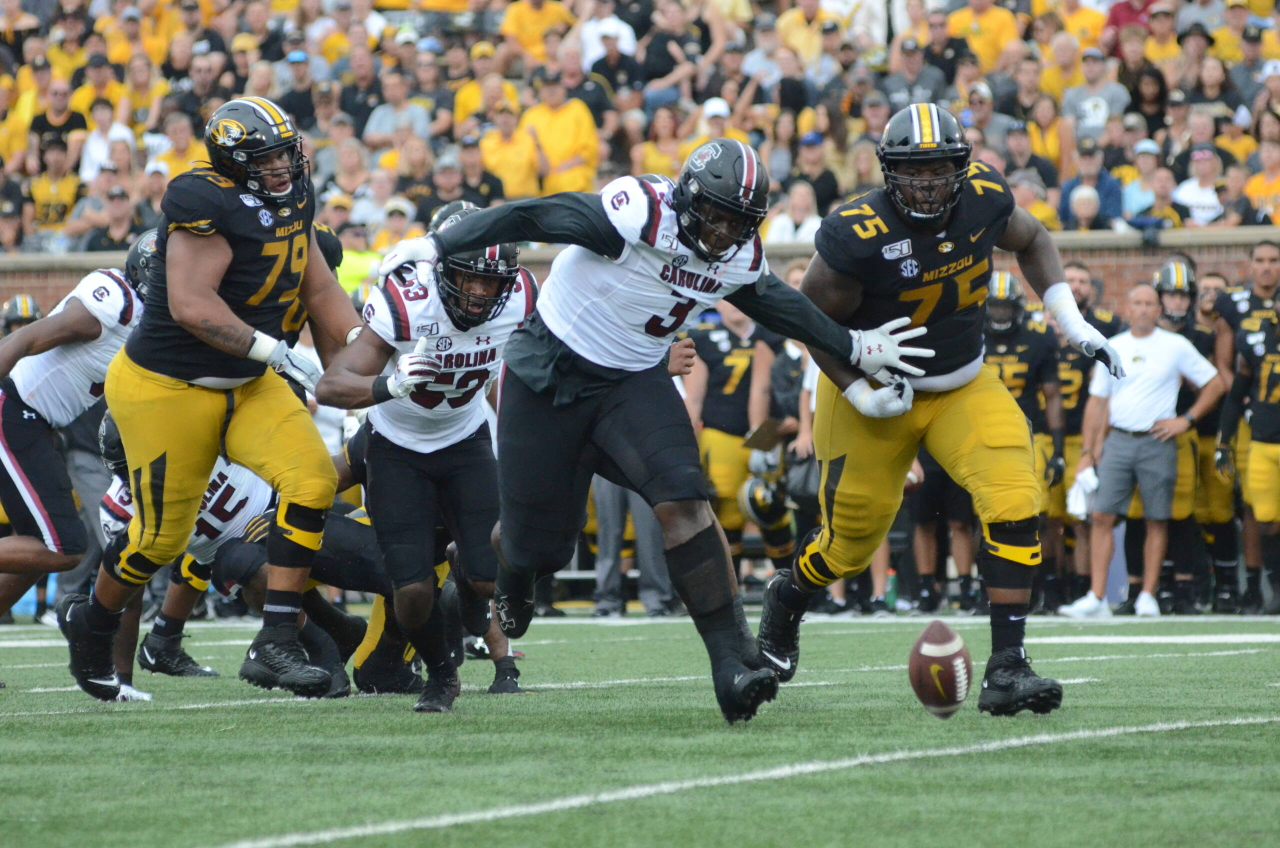 Javon Kinlaw (3) at Missouri (Sept. 21, 2019)