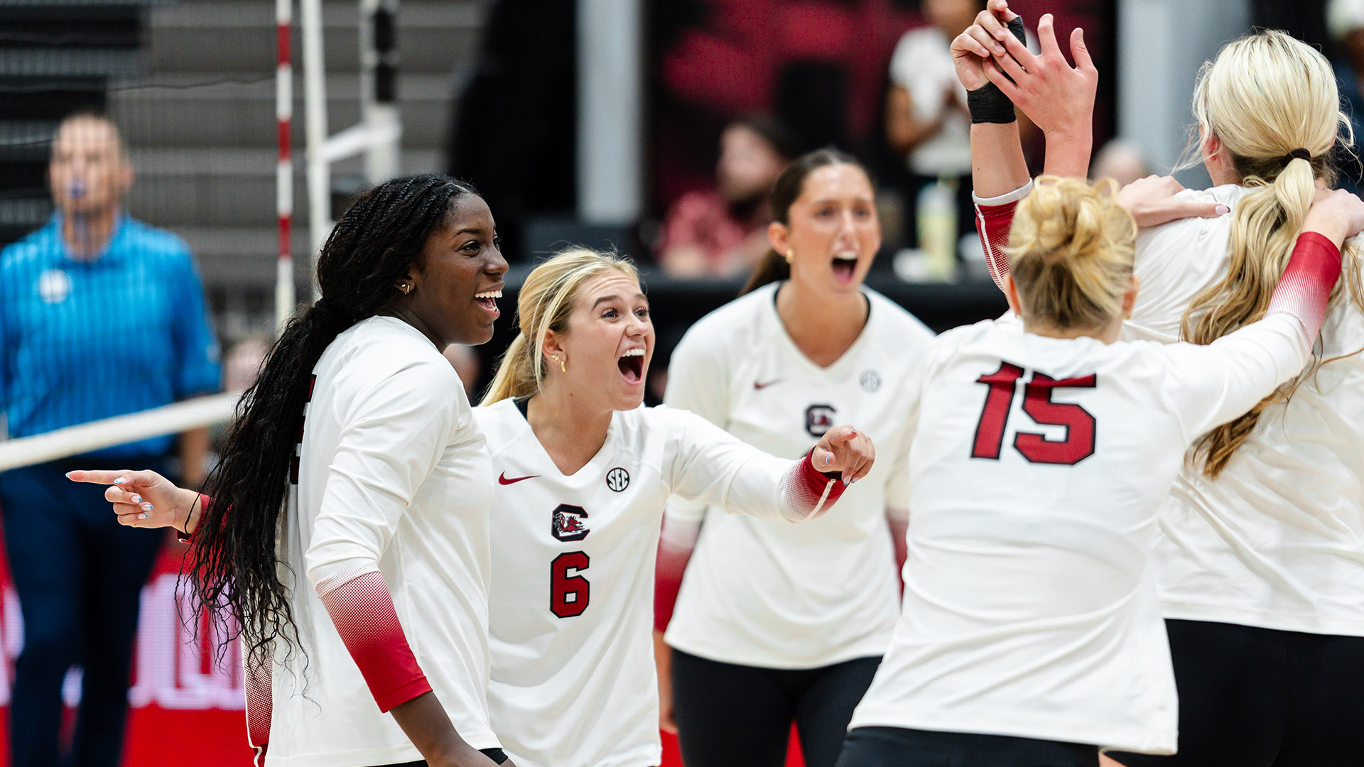 Volleyball’s Sydney Floyd was Born to Set