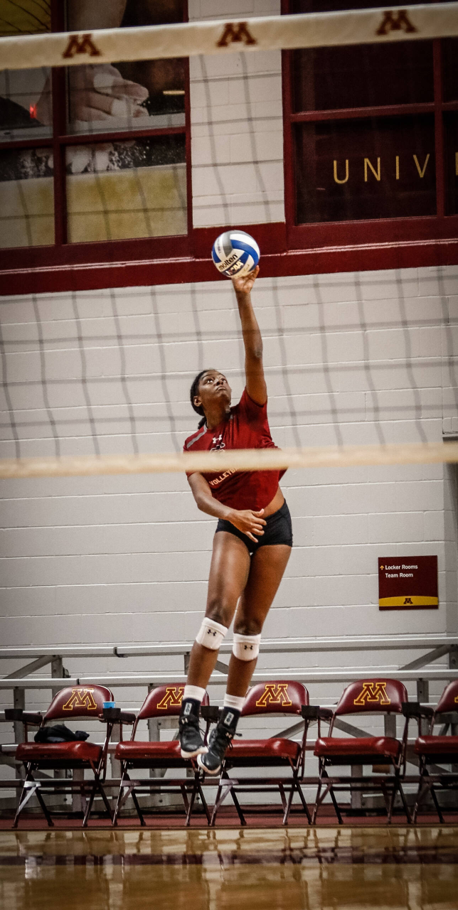 Junior Mikayla Shields