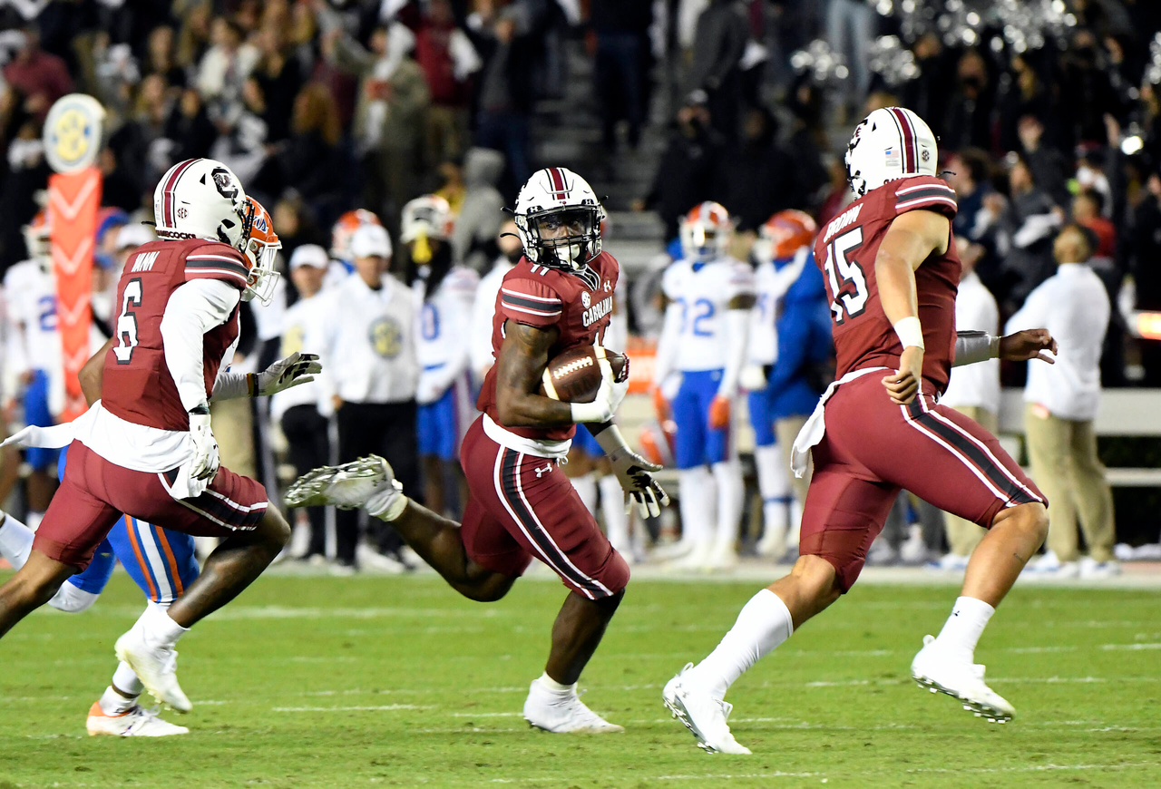 Football vs. Florida (Nov. 6, 2021)