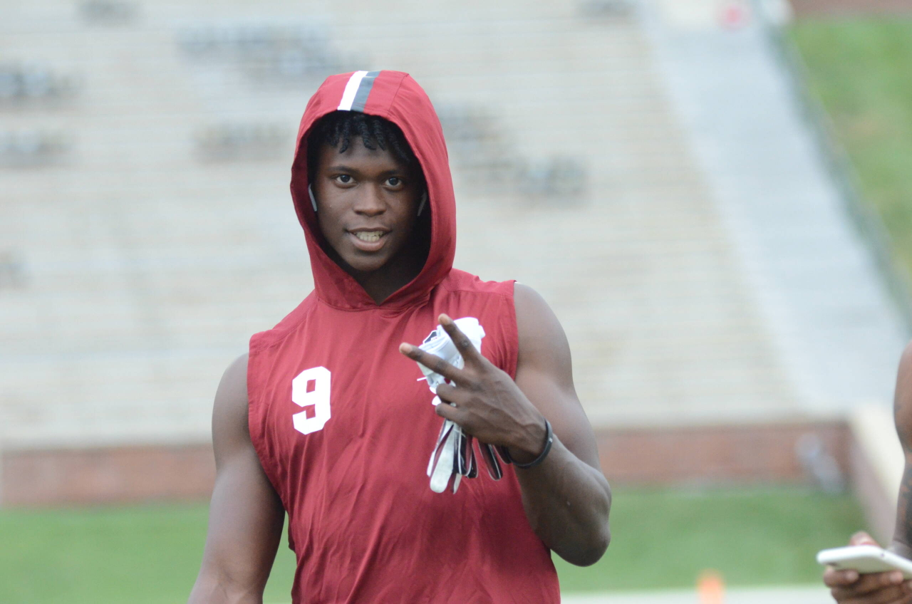 Cam Smith (9) at Missouri (Sept. 21, 2019)