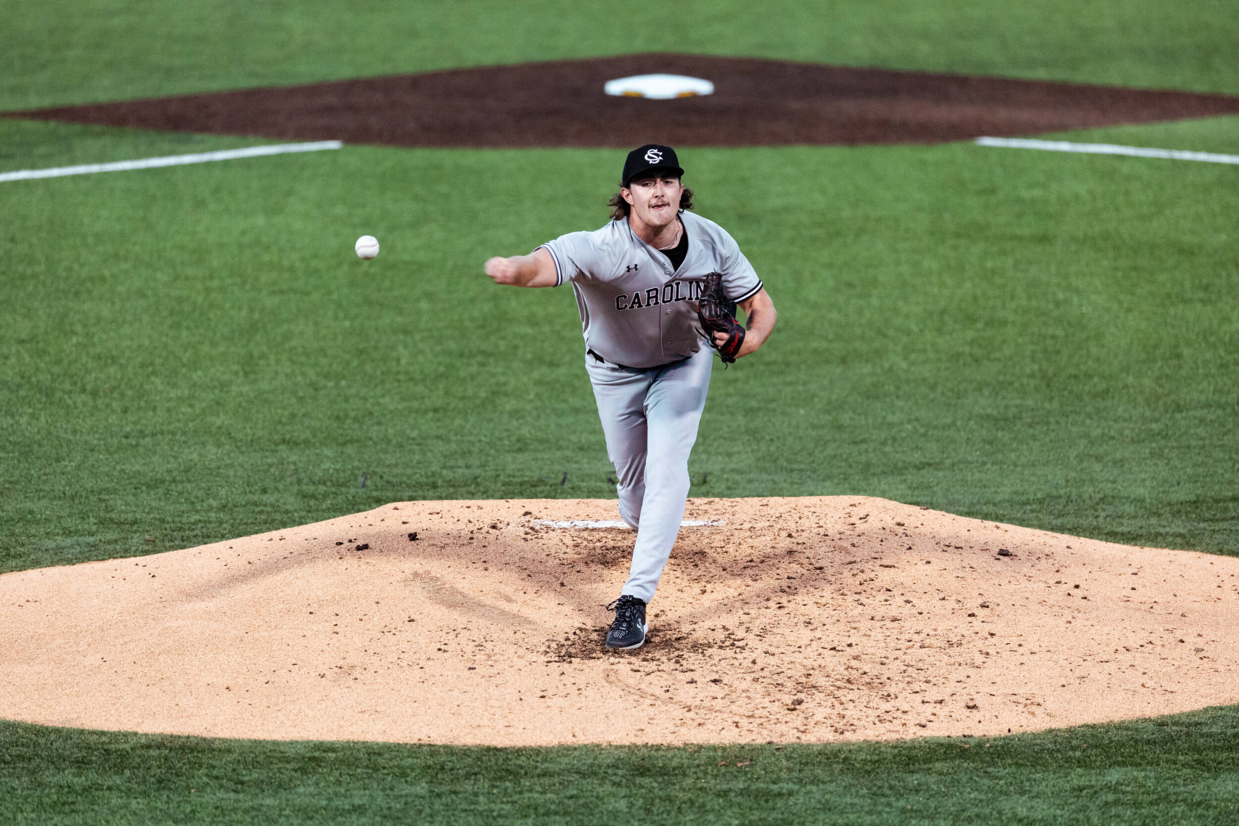 Baseball Bests Missouri, 5-1, to Open Weekend Series