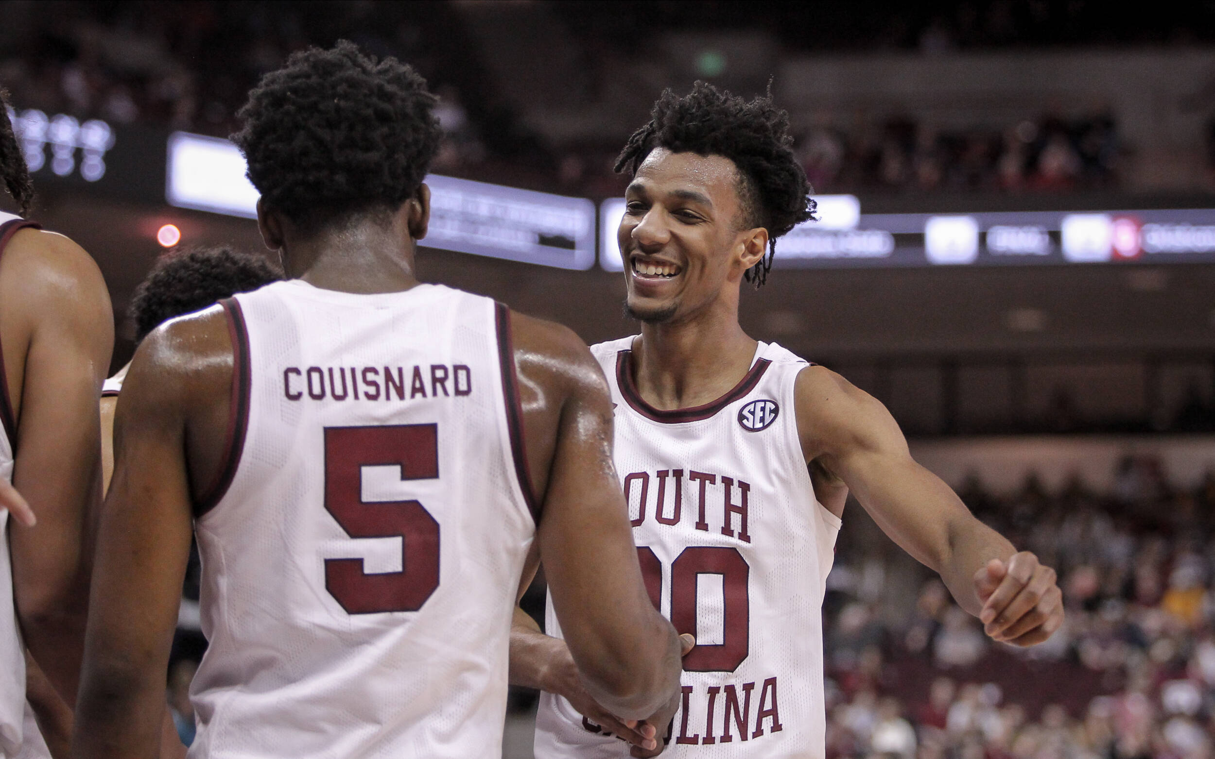 Basketball Alumnus Returns to Finish His Degree While Playing in NBA