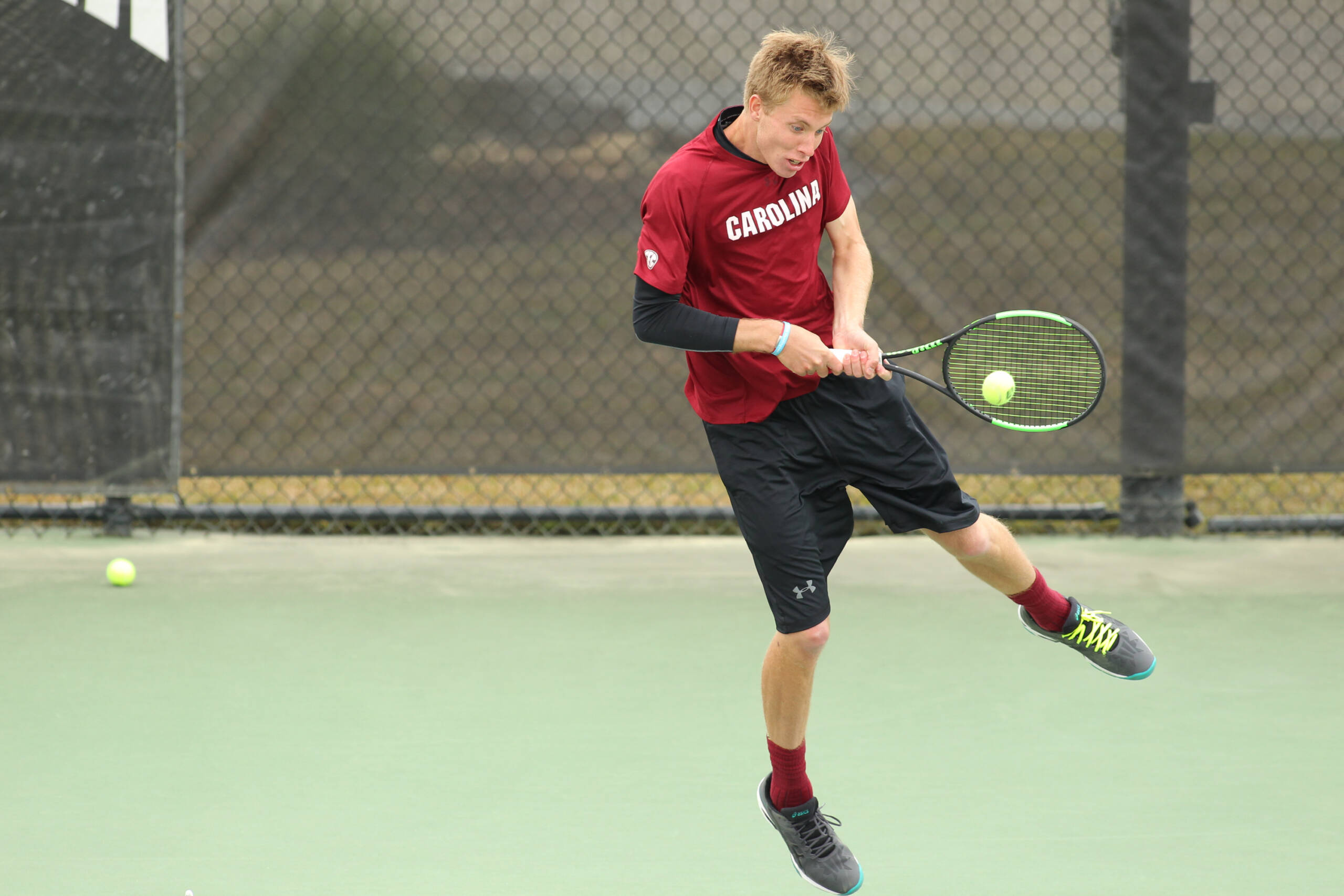 South Carolina-Alabama Men's Tennis Match Suspended Until Monday Morning