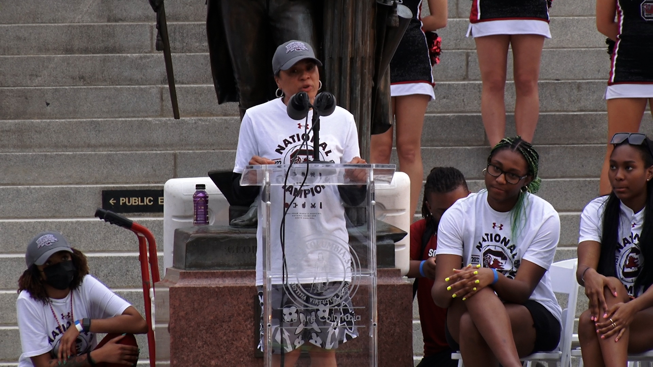 VIDEO: Women's Basketball National Championship Parade Speeches