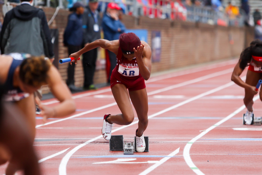 Stephanie Davis in action at the 125th Penn Relays | Photo by Charles Revelle | April 26, 2019