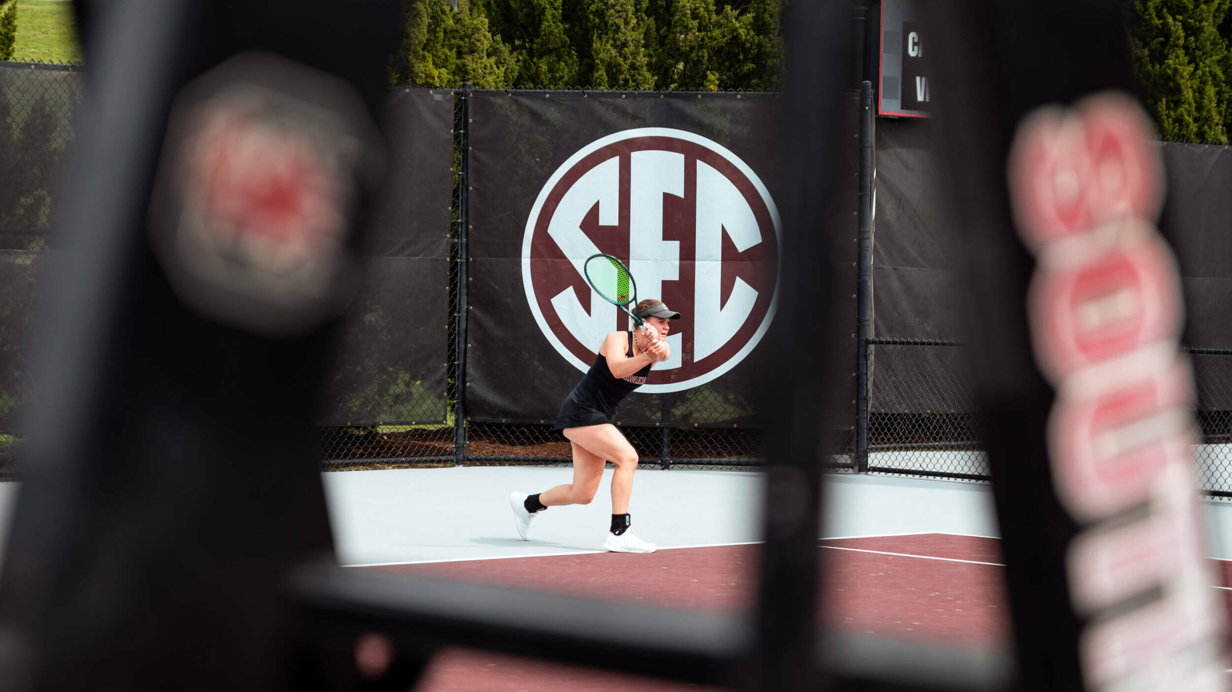 No. 27 Women's Tennis Falls to No. 8 Oklahoma on Friday