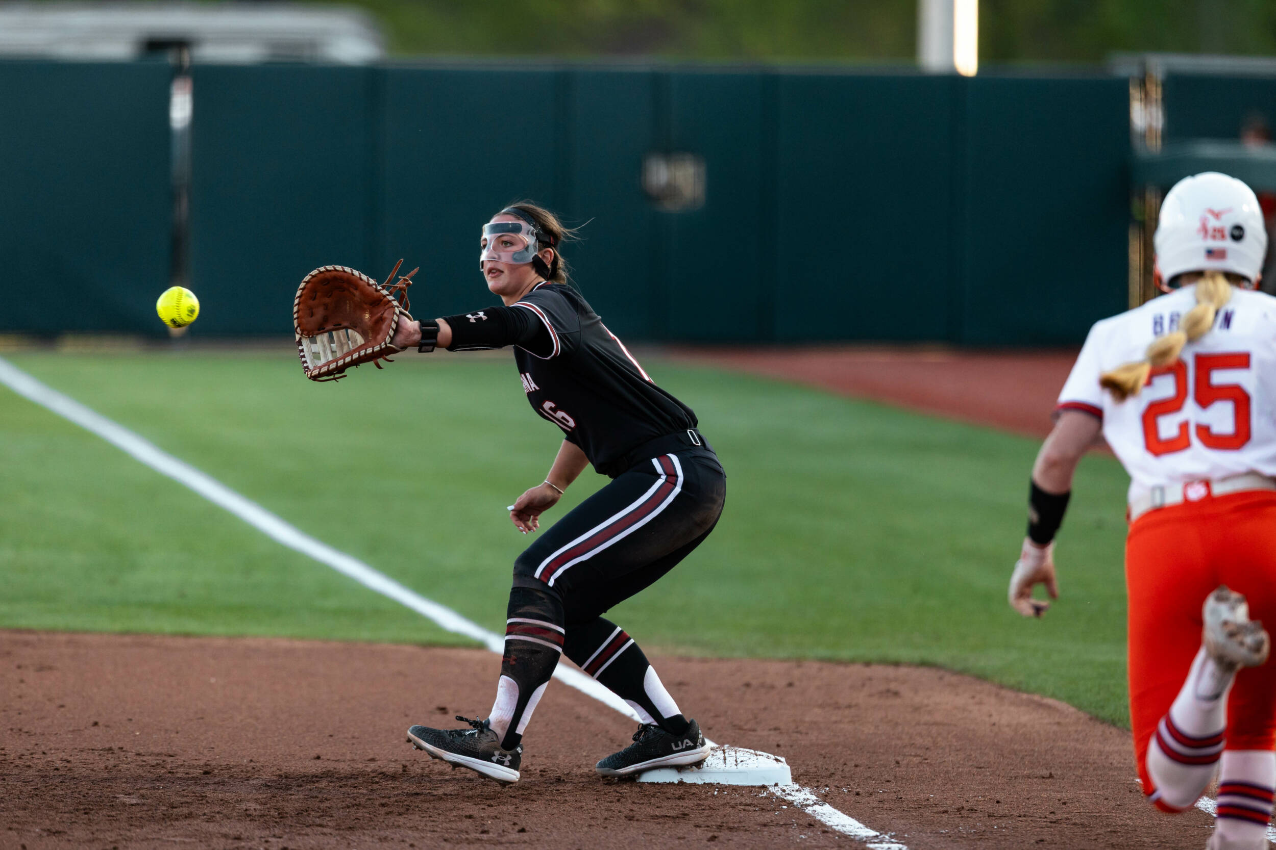 Arianna Rodi Named Rawlings Gold Glove Award® Winner – University of ...