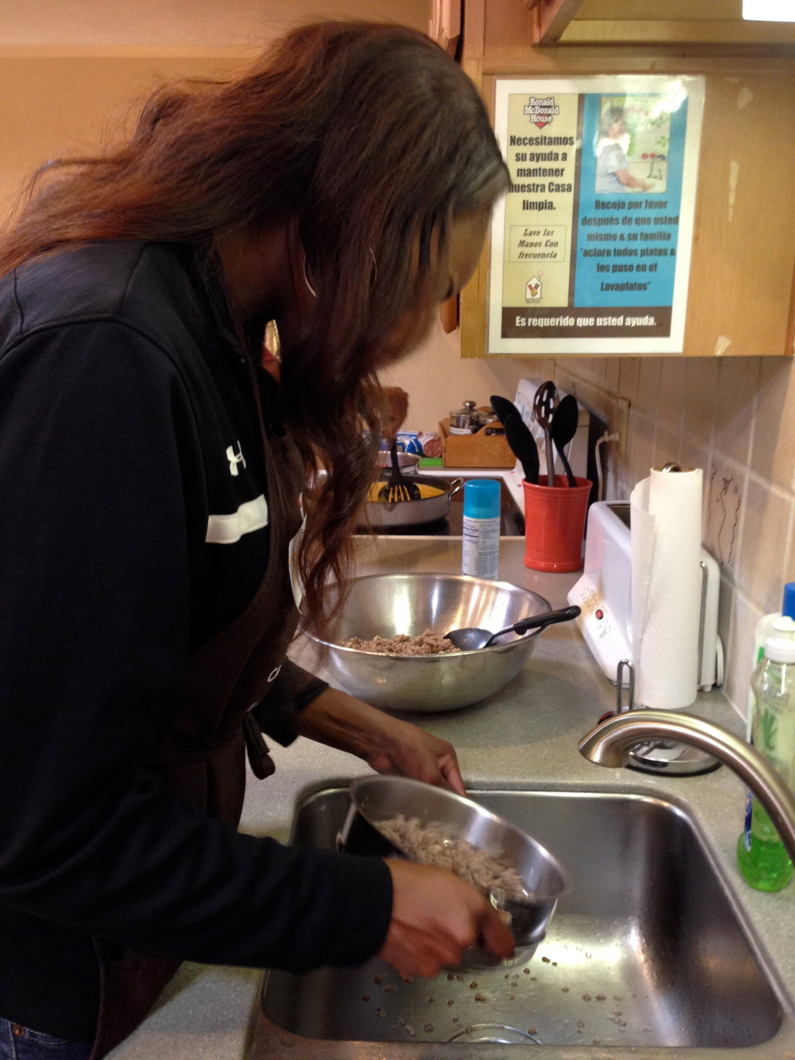 Gameock Track Visits the Ronald McDonald House of Albuquerque