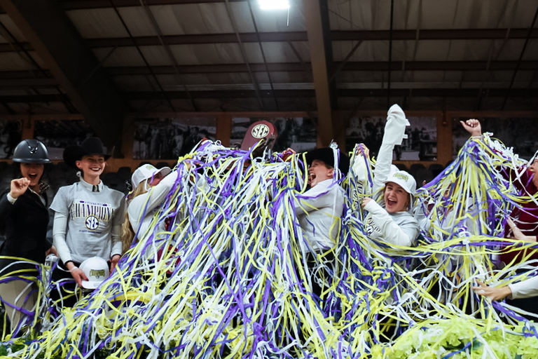 Equestrian SEC Champions