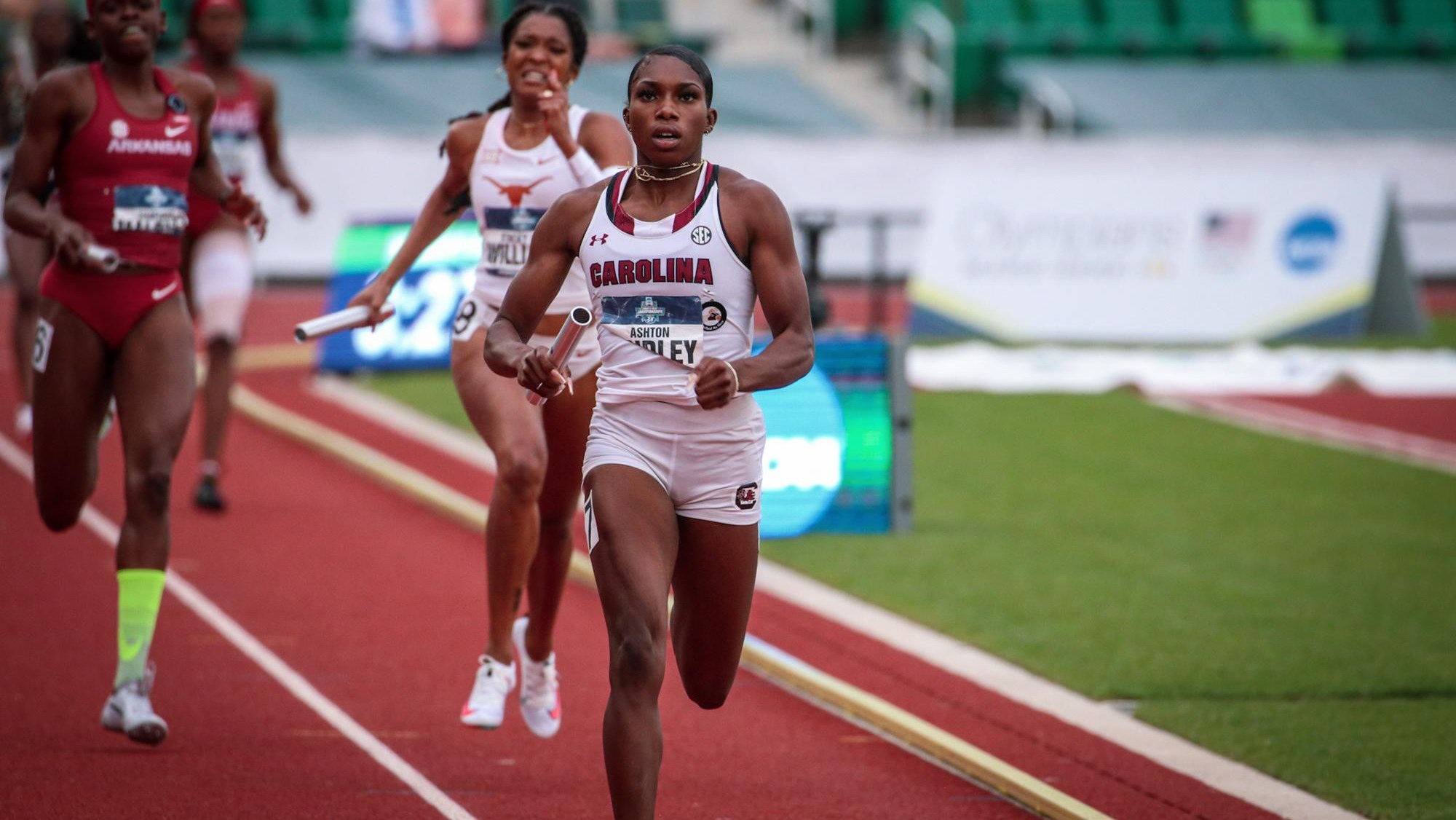 Lindley, 4x4 Make Finals for Gamecock Women at NCAAs