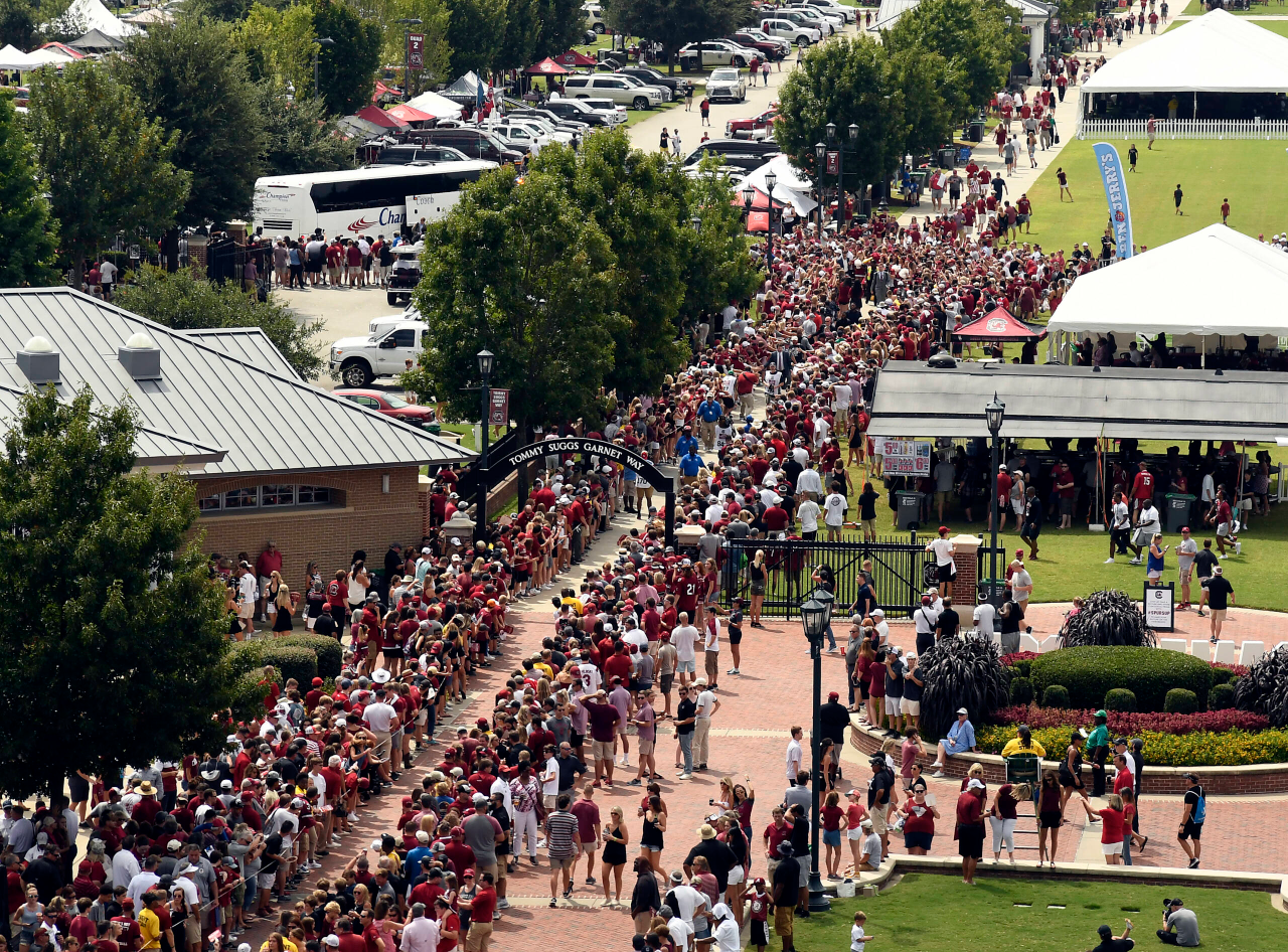 GamecockWalk_190914_vsBama1