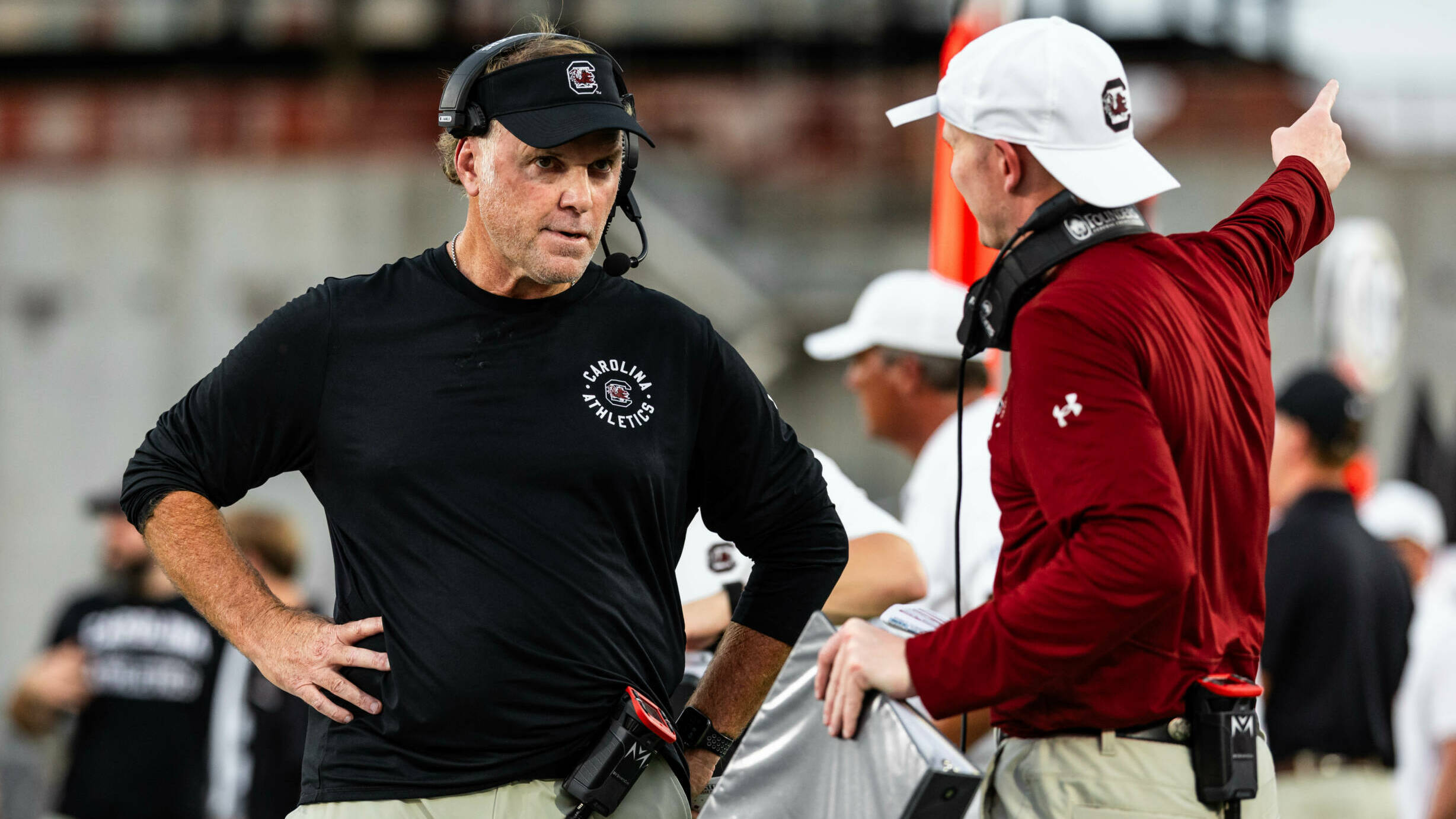 DeCamillis Nominated for the Broyles Award