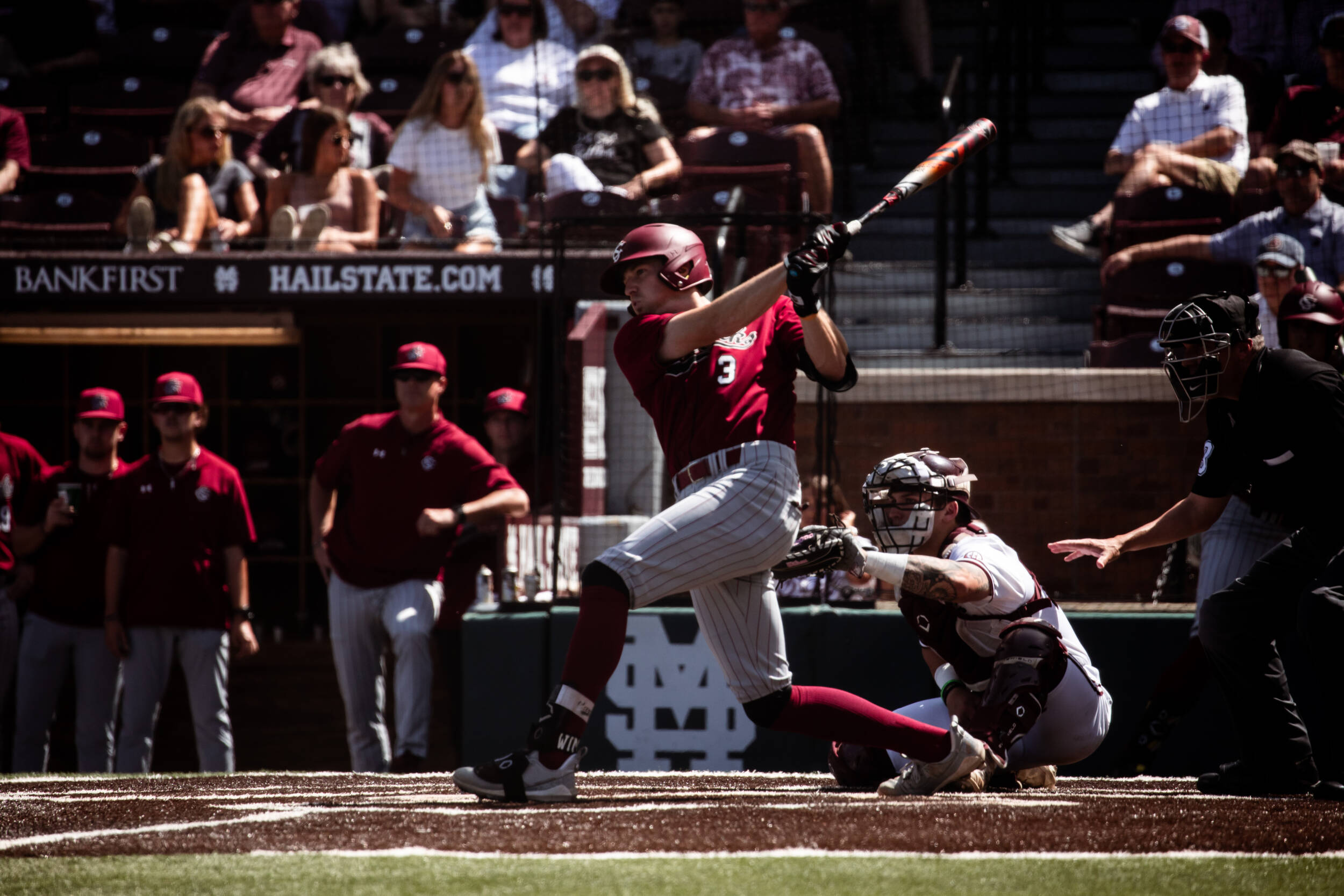 Ninth-Inning Outburst Lifts Baseball to Series Win over Mississippi State