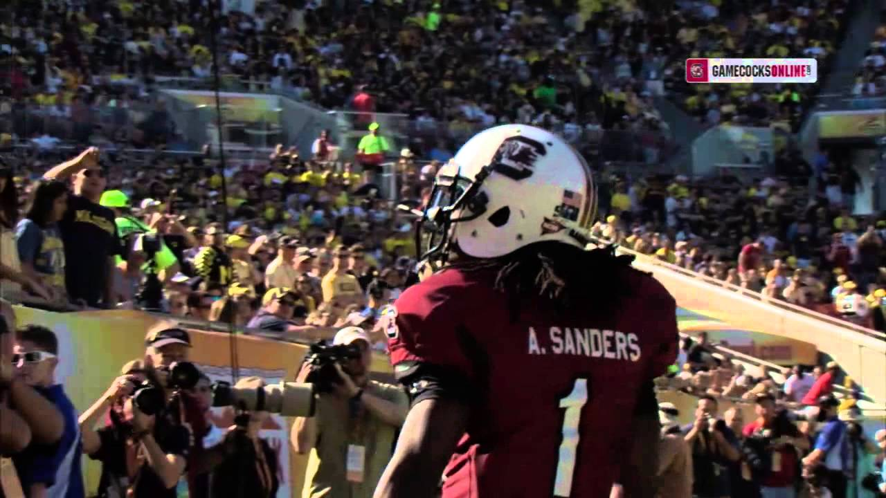 Ace Sanders Punt Return for Touchdown - Outback Bowl - South Carolina vs. Michigan