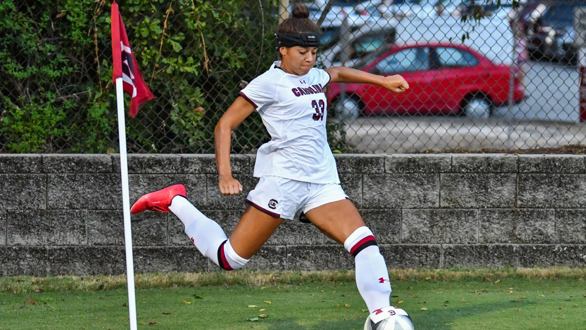 Harris and Bahr Score in Gamecocks 2-0 Win over Wake Forest