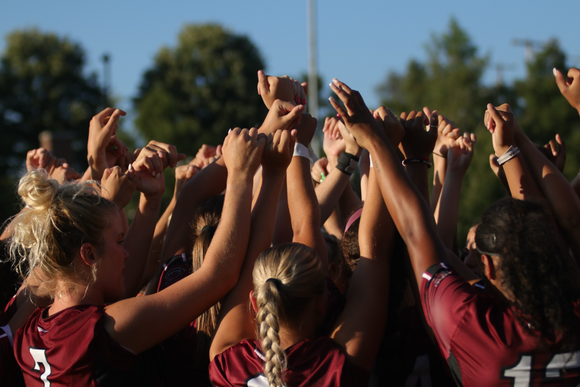 Gamecocks Draw Against Clemson for Season Opener