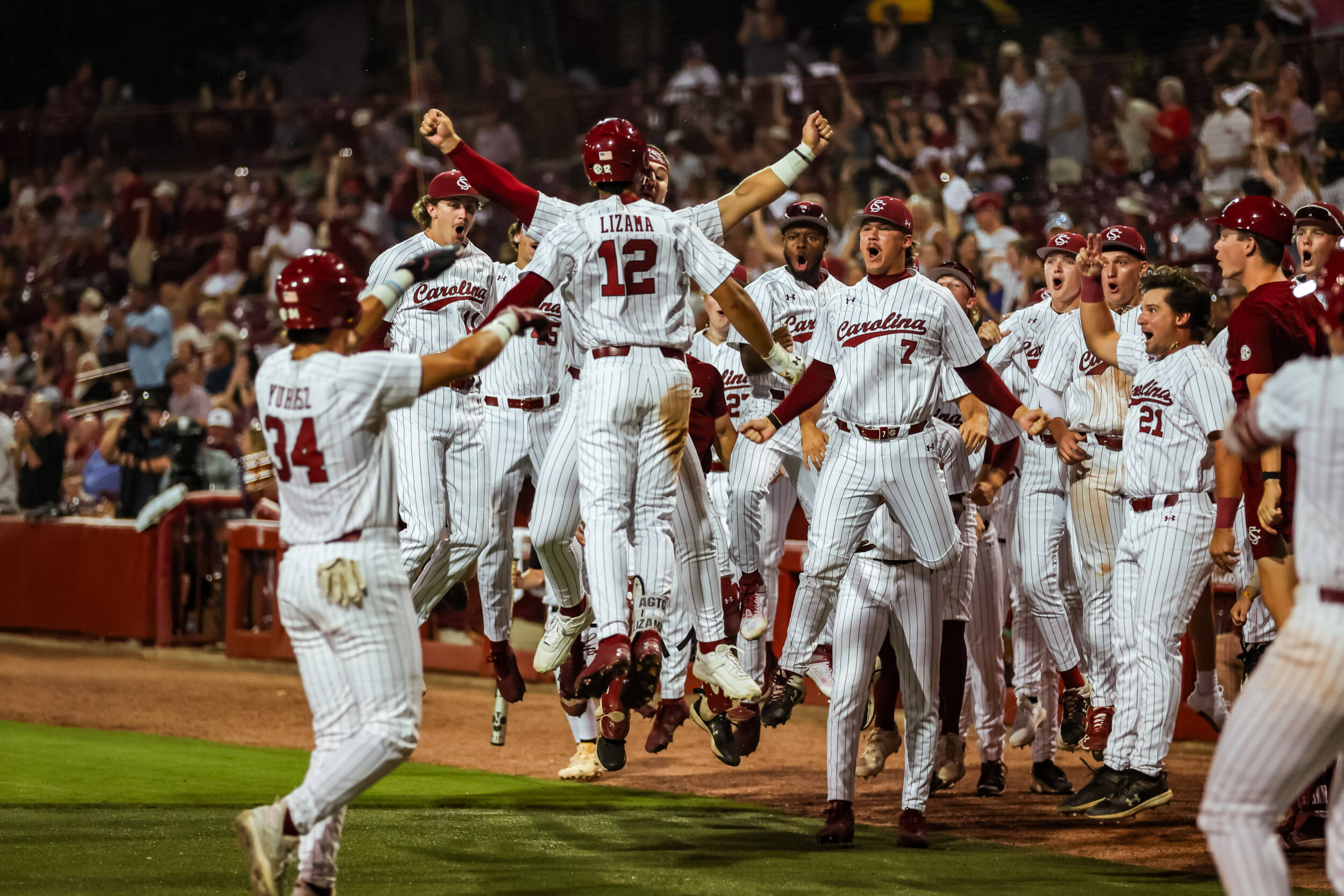 Baseball Falls to Mississippi State in Friday Contest