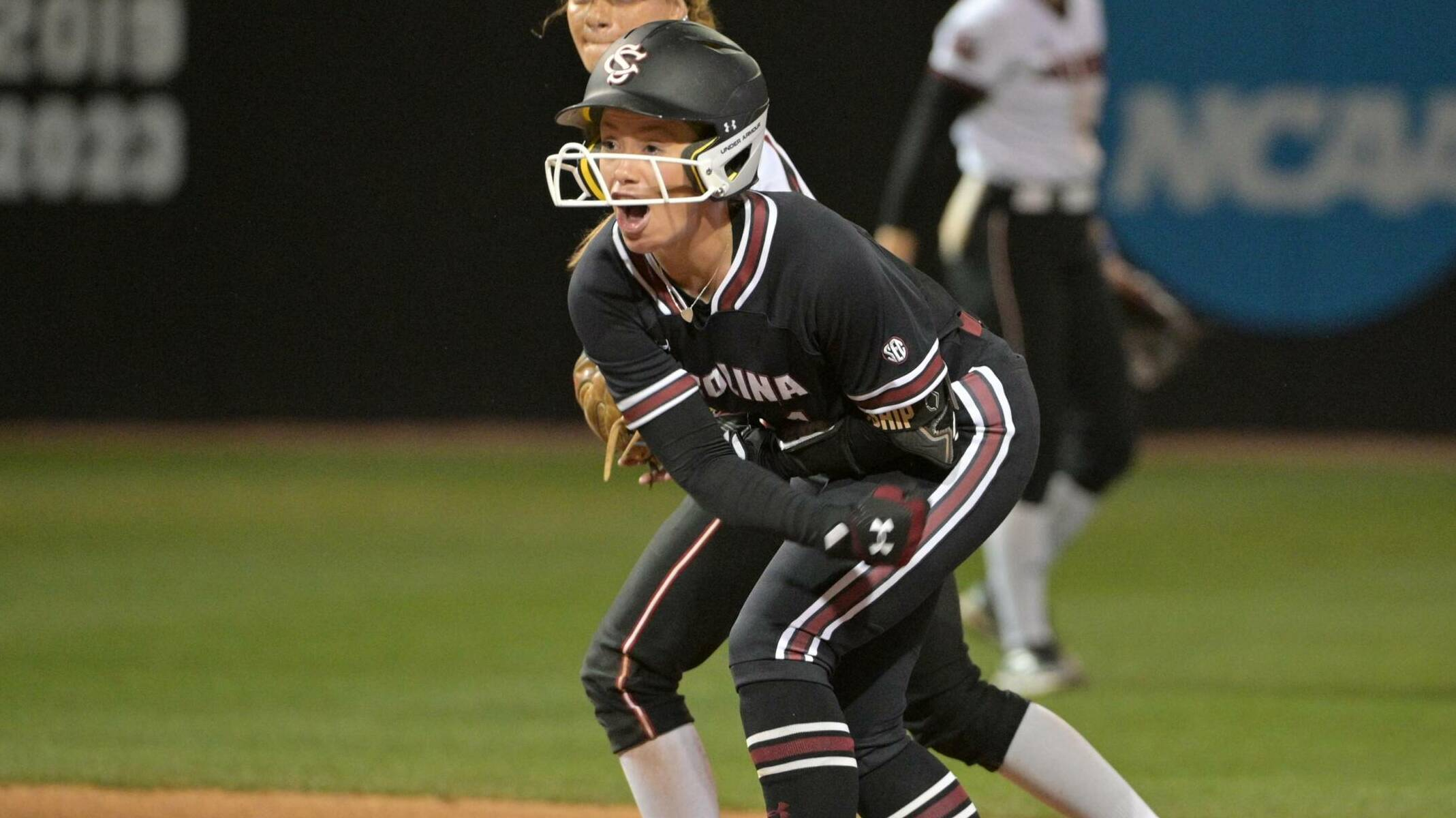 No. 23 Softball Earns Pair of Victories on Day Two of Carolina Classic