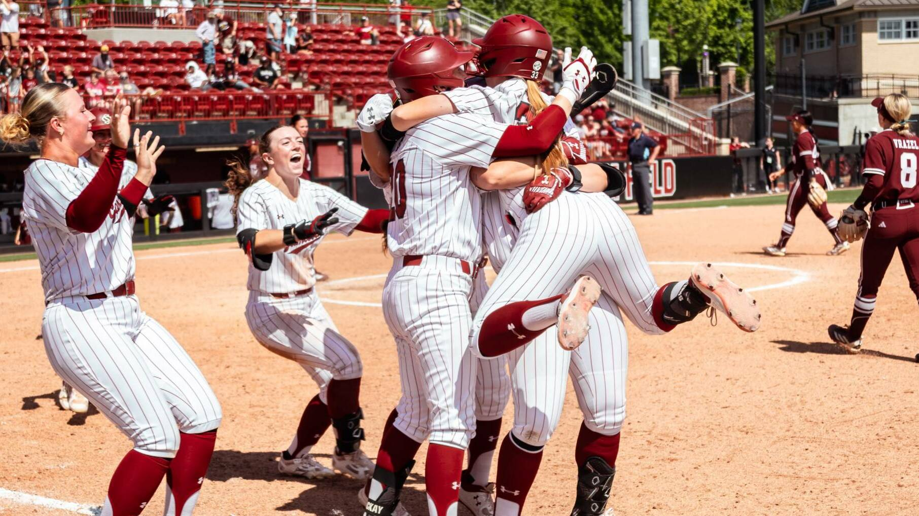 Softball Walks Off No. 11 Aggies for Series Win