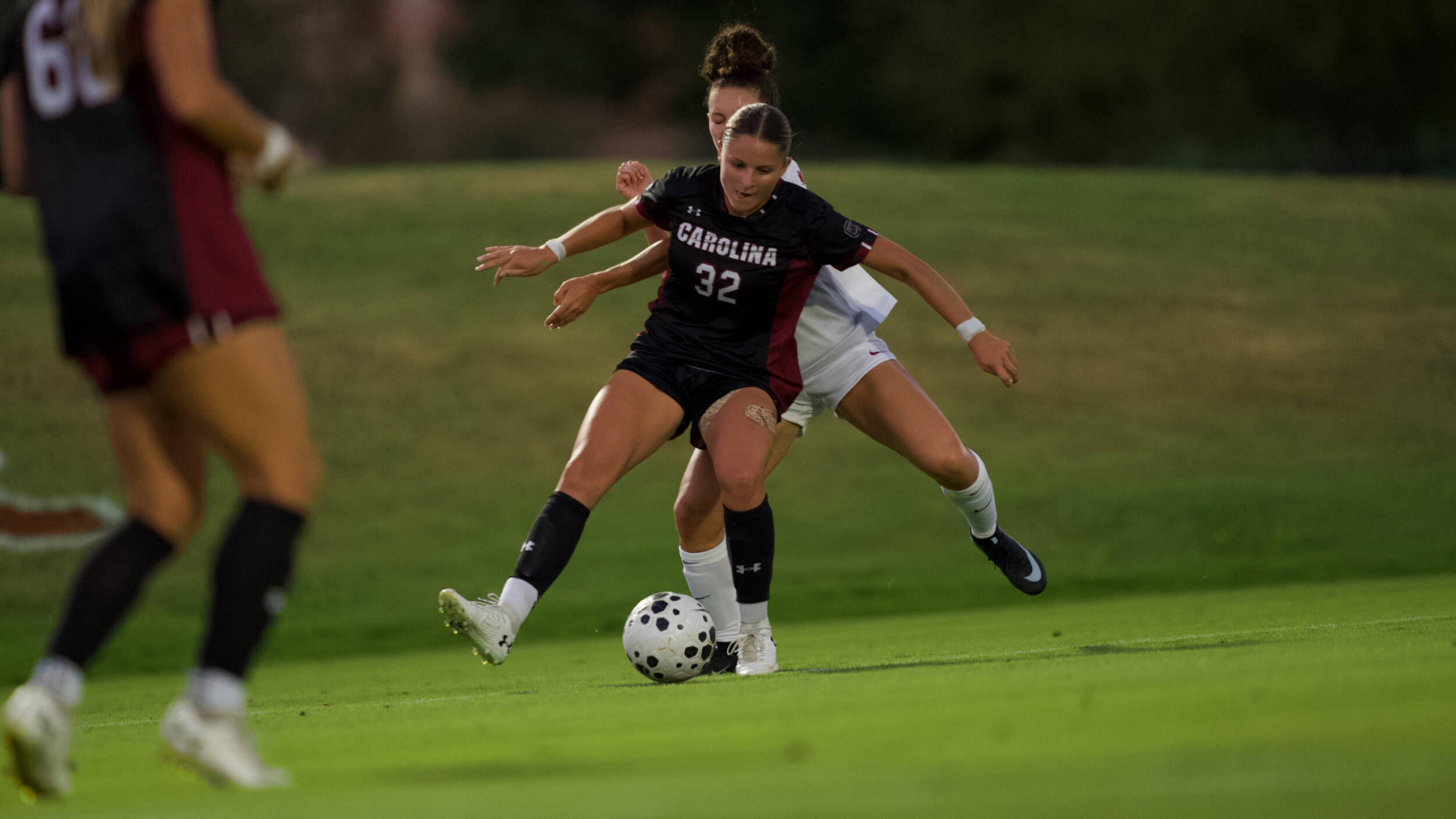 Gamecocks Remain Undefeated in SEC Play With Win Over Oklahoma