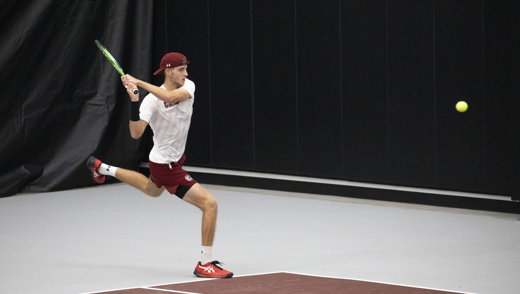 Gamecocks Pick Up Five Wins on Day Two of Home Tournament
