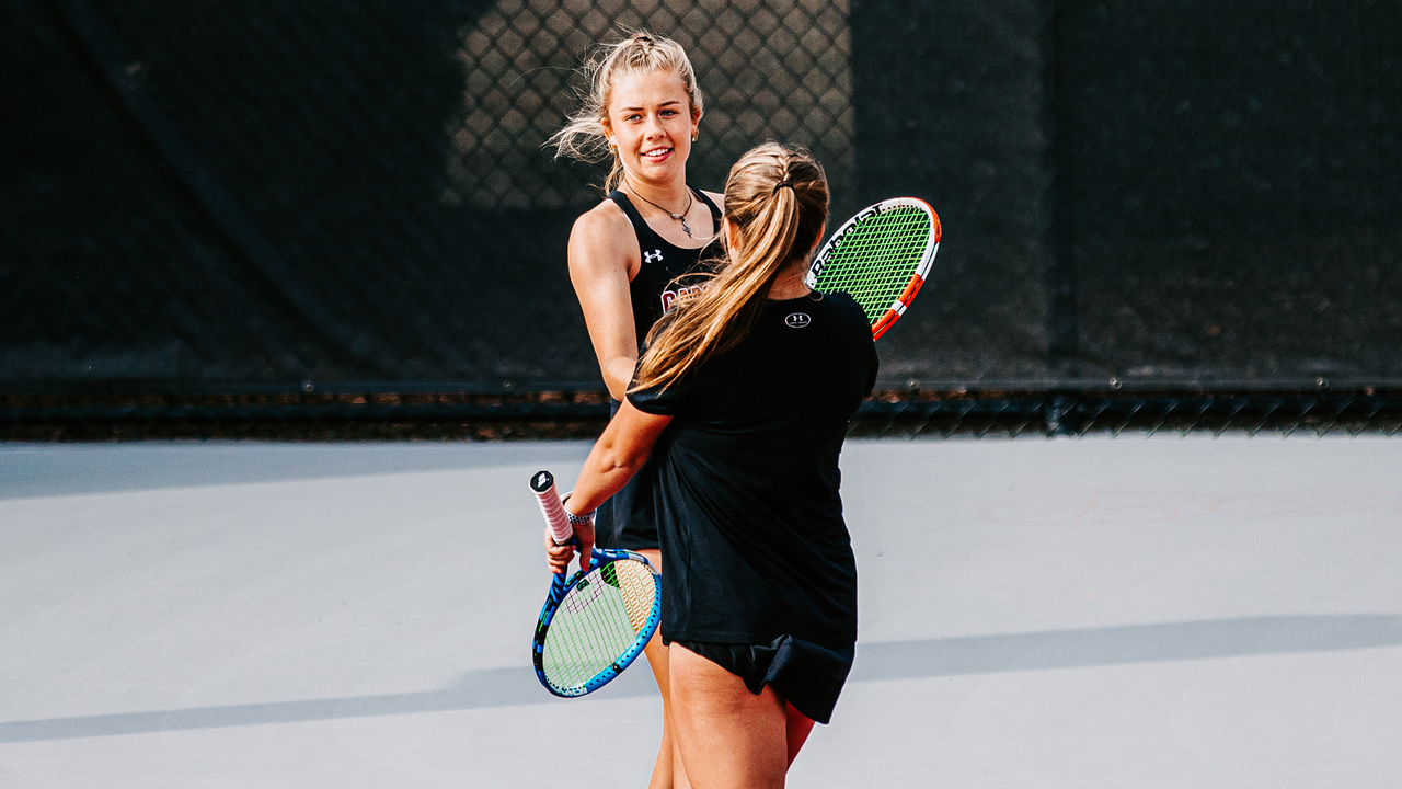 Lindsay Tulenko and Kendall Couch