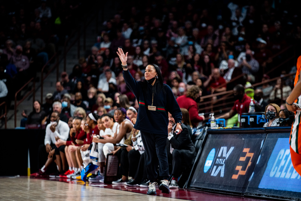 Dawn Staley sideline vs. Miami (FL), 2022 NCAA Tournament