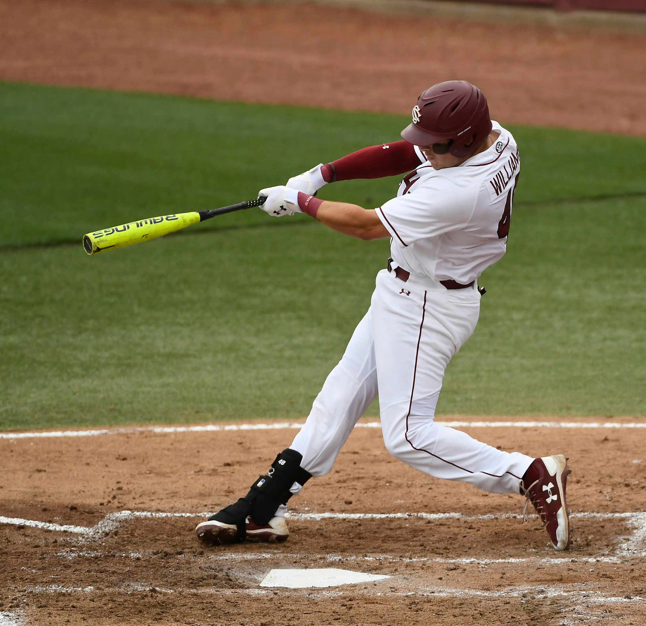 Baseball Clinches Series Win over No. 4 Ole Miss with Saturday Victory