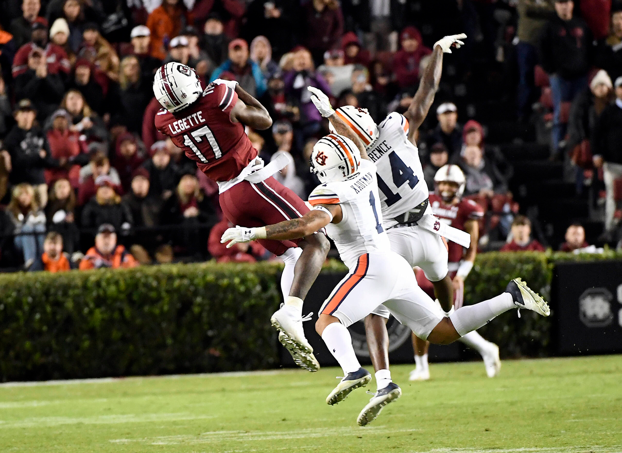 Football vs. Auburn (Nov. 20, 2021)