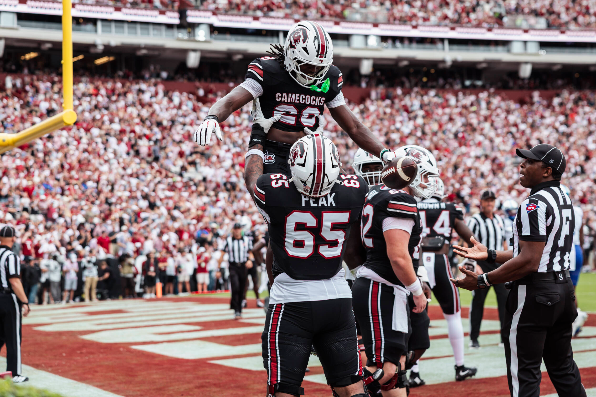 South Carolina Faces Road Test at No. 16/15 Florida