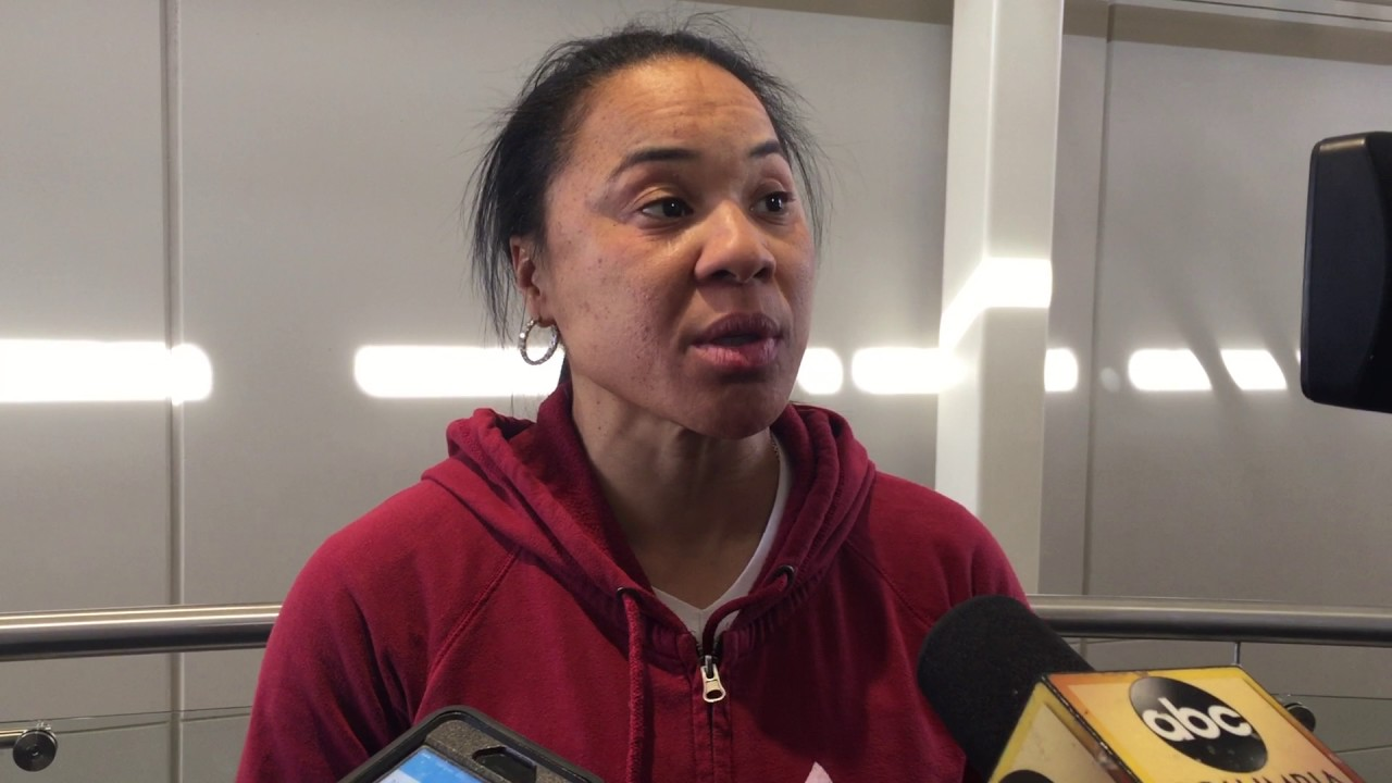 Dawn Staley Previews Top-5 Matchup with Louisville