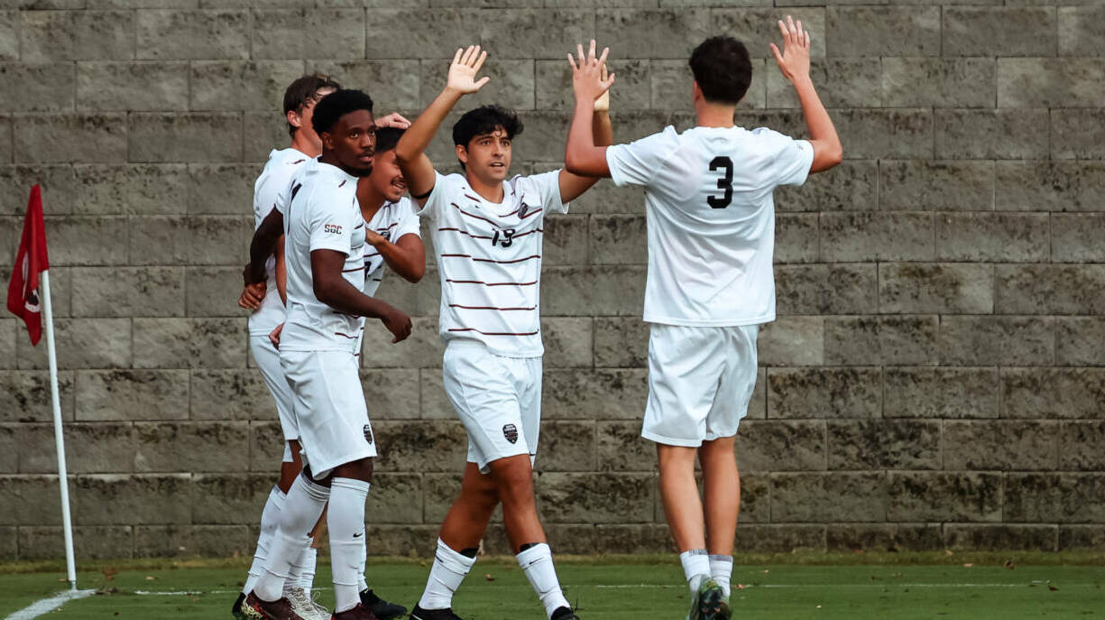 No. 13 Men’s Soccer Earns Top-15 Victory, Improve to 5-0