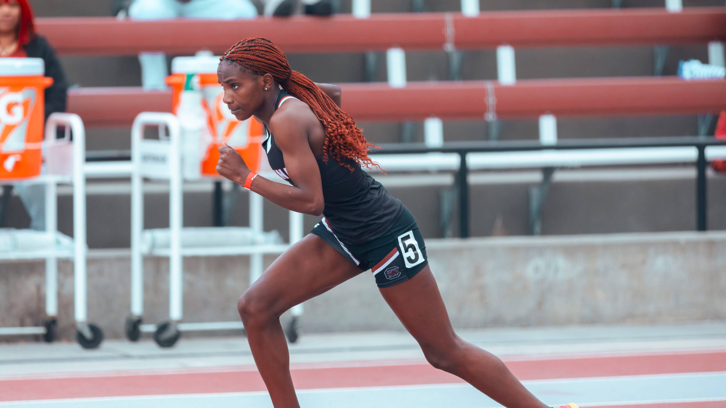 Women’s Relays Shine on Closing Day of Florida Relays