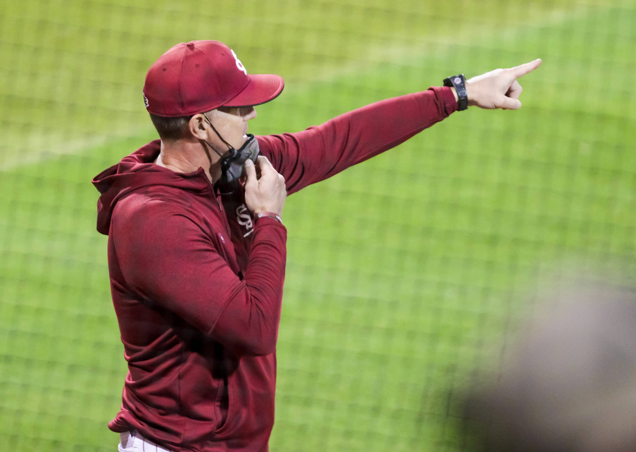 South Carolina Gamecocks head coach Mark Kingston directs his team against the Arkansas Razorbacks.