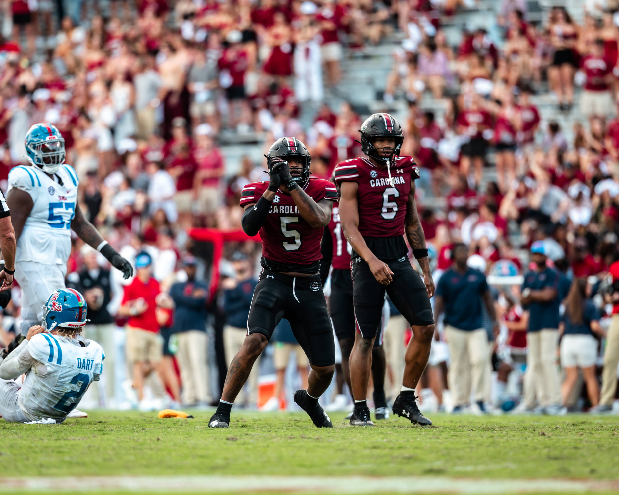 Kennard and Sellers Capture SEC Coaches’ Individual Awards