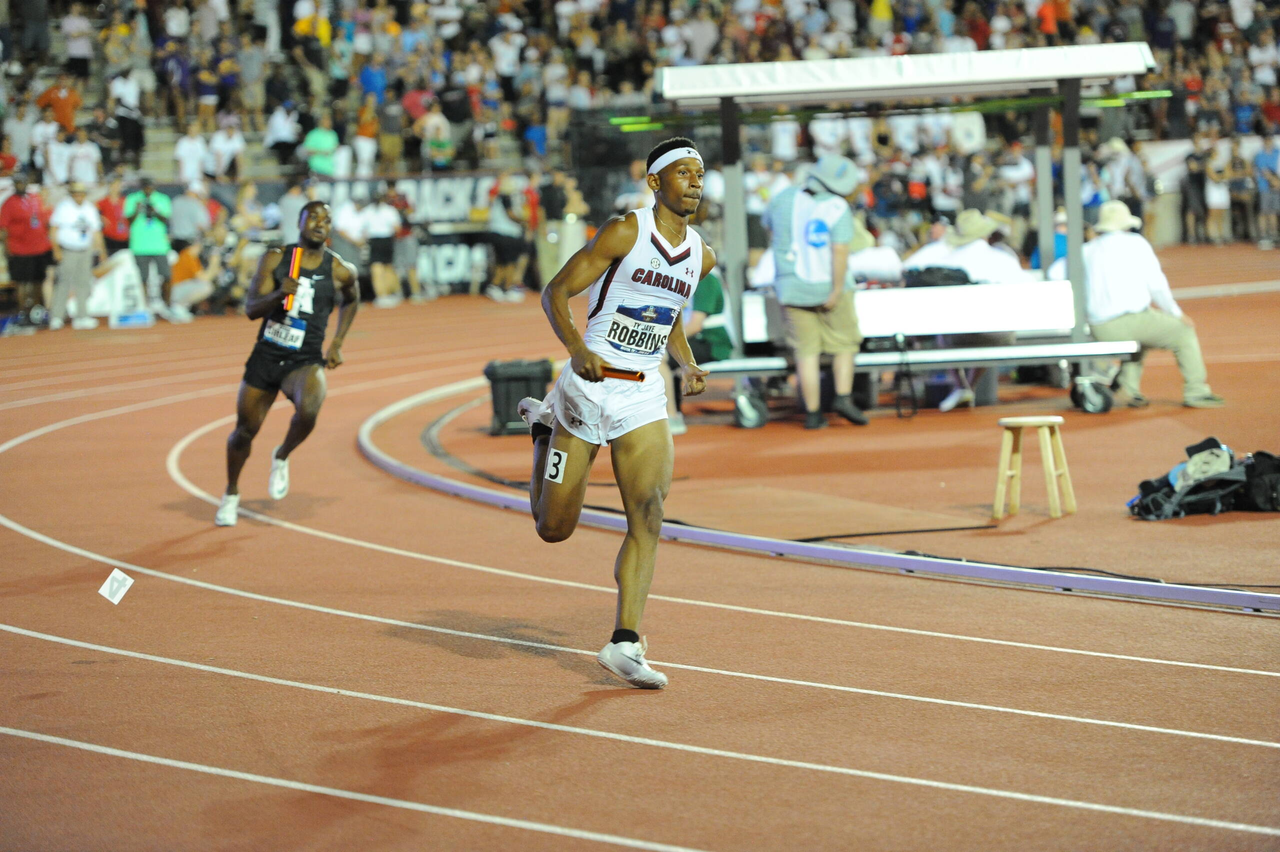Ty Jaye Robbins in action at the 2019 NCAA Outdoor Championships | June 5-8, 2019 | Photos by Cheryl Treworgy