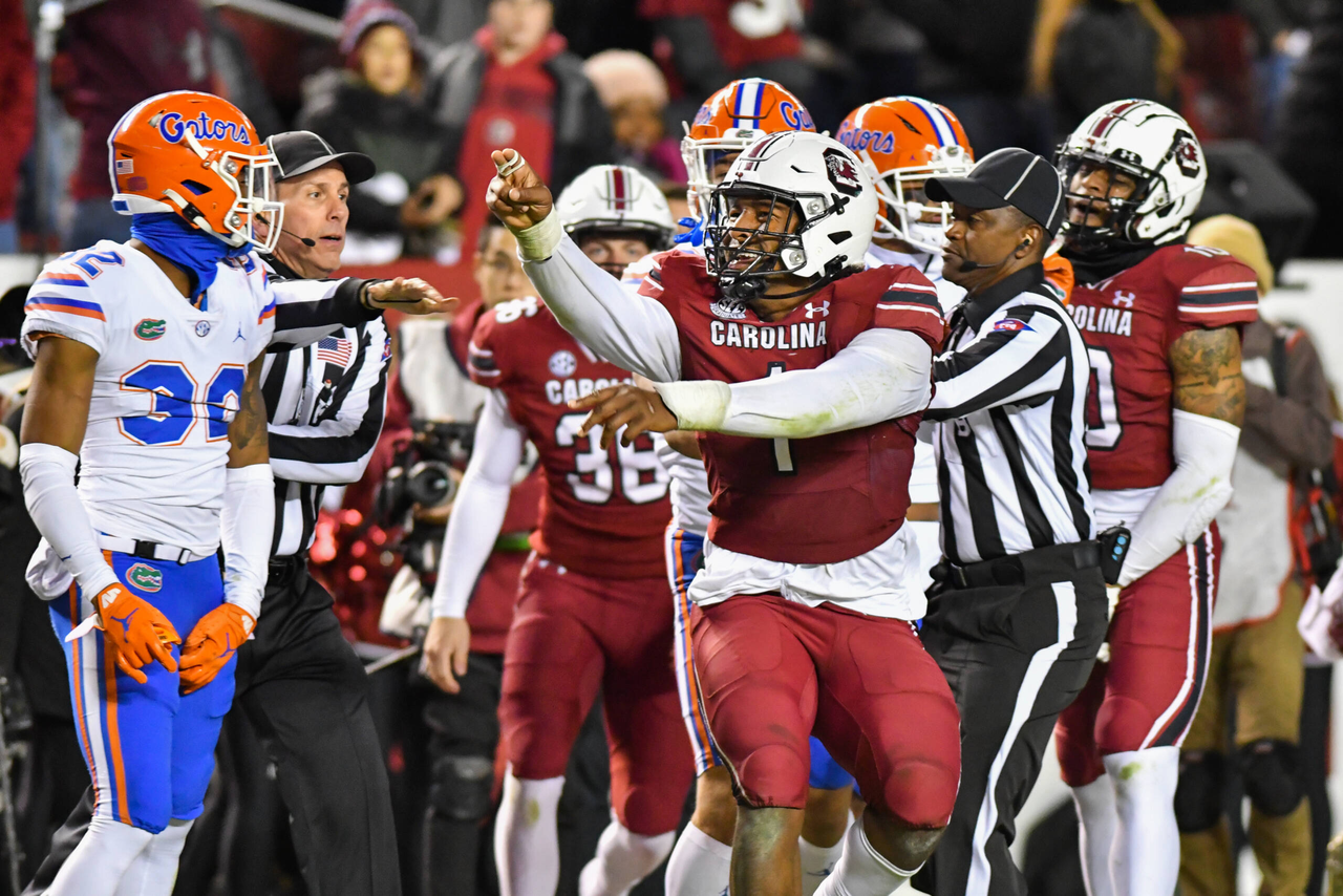 Football vs. Florida (Nov. 6, 2021)