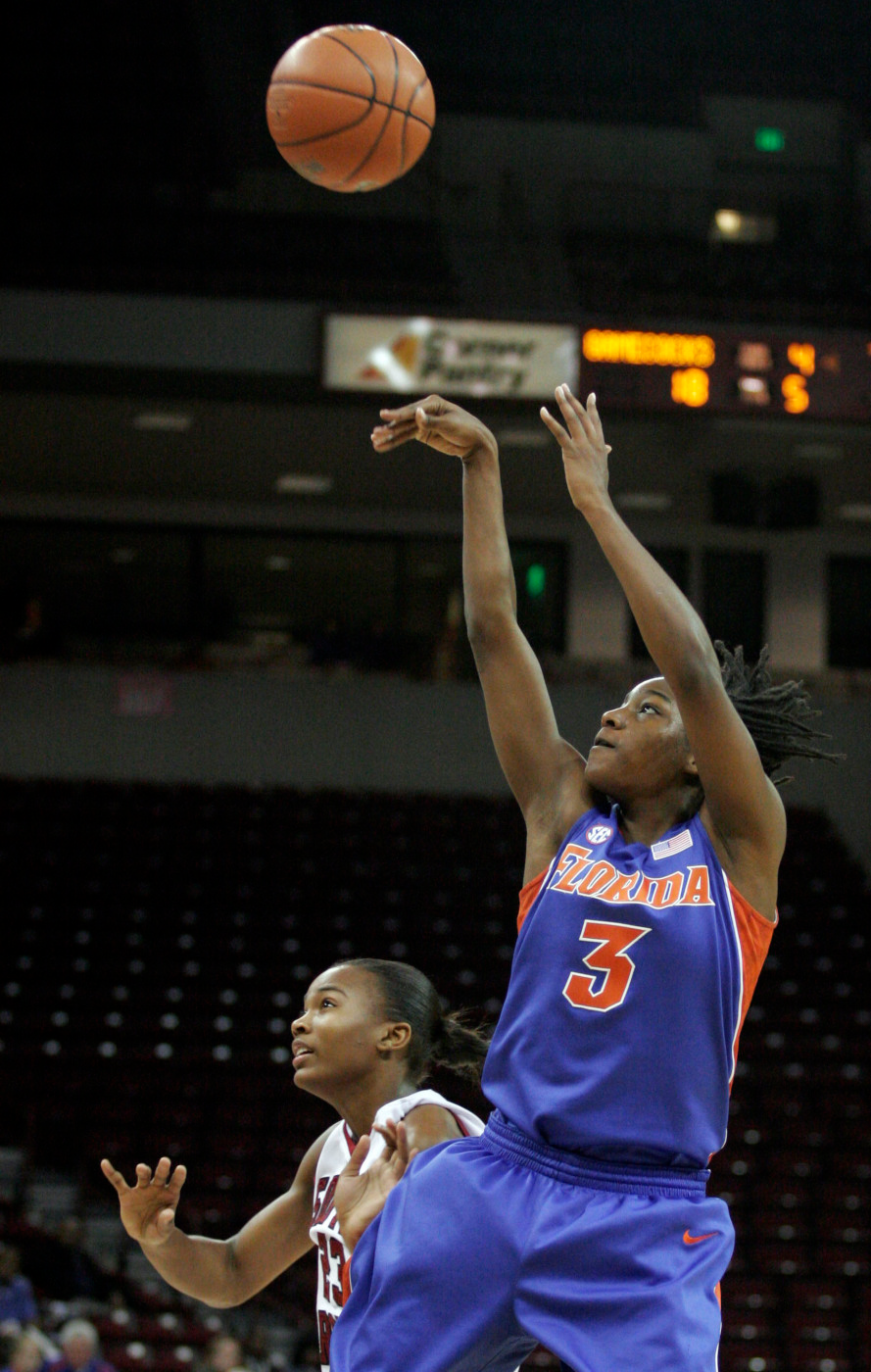 Women's Basketball vs. Florida (AP Photos)