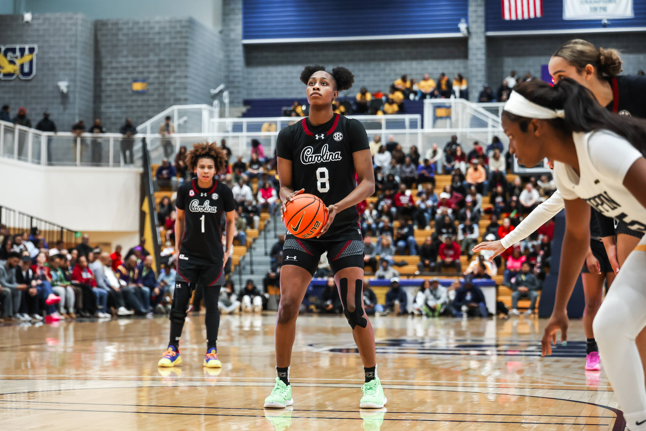 No. 2 Gamecocks grab road win over Coppin State