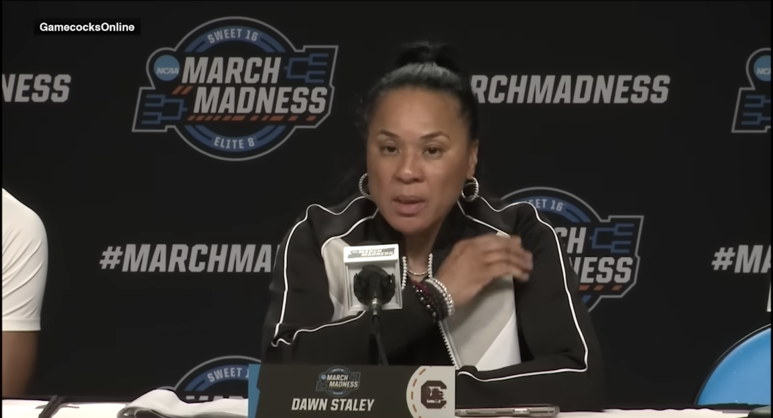 PostGame News Conference: Dawn Staley - (UCLA)