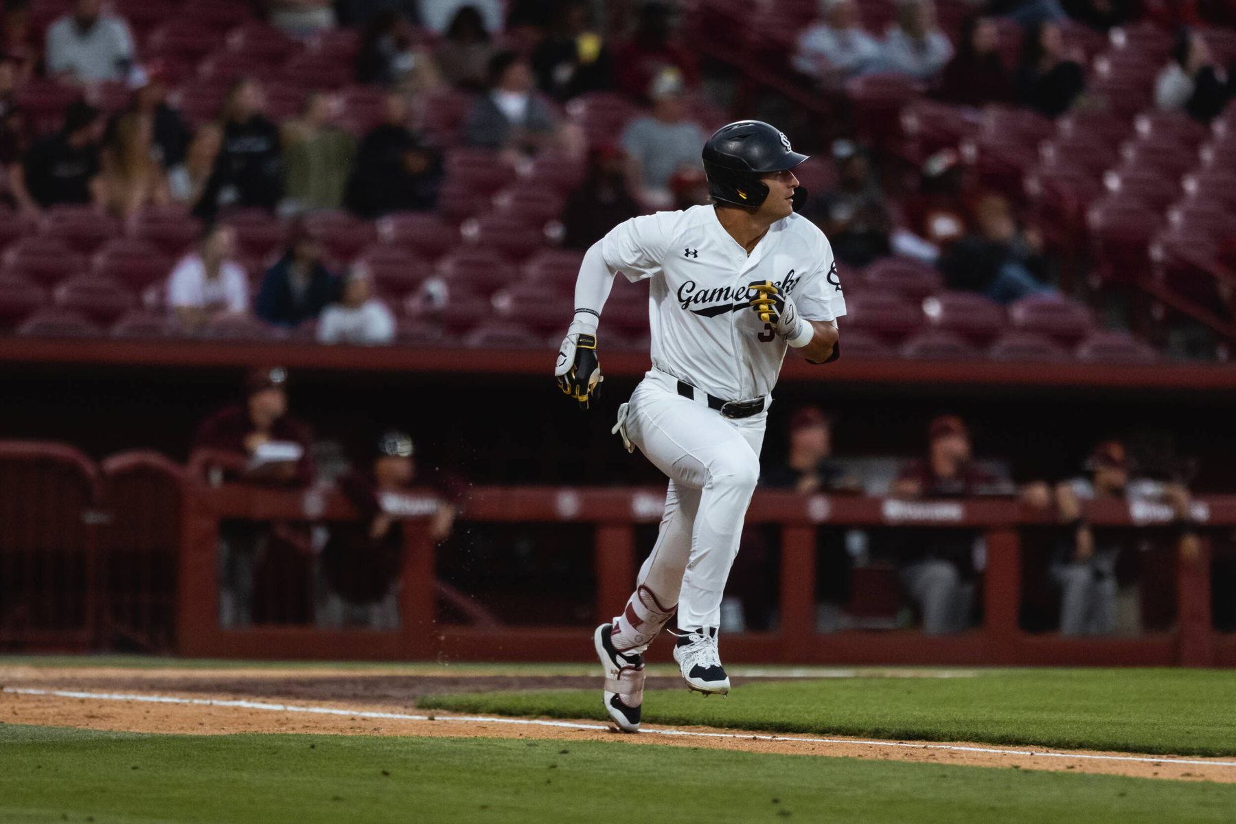 Baseball Drops Home Finale to Winthrop