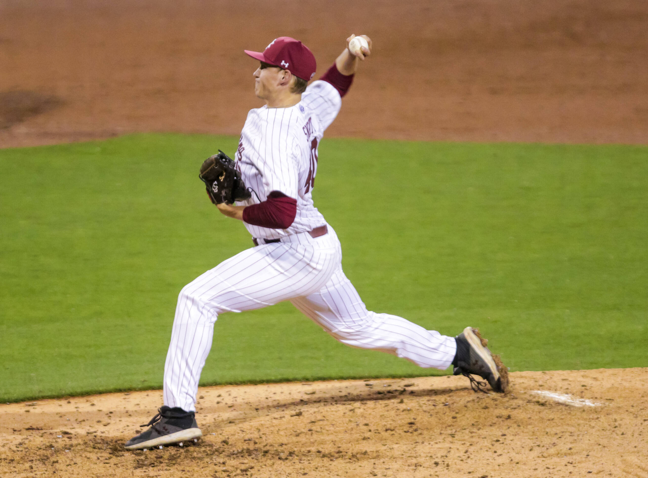 South Carolina Gamecocks pitcher Wesley Sweatt (40) pitches against the Arkansas Razorbacks.